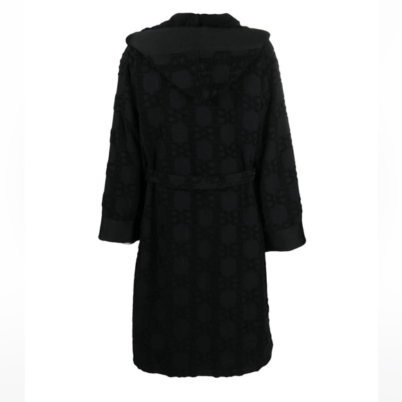 BALMAIN***Logo Printed Hooded Black Robe**Med. $1315 CURRENT!! Full pric… - Picture 3 of 8